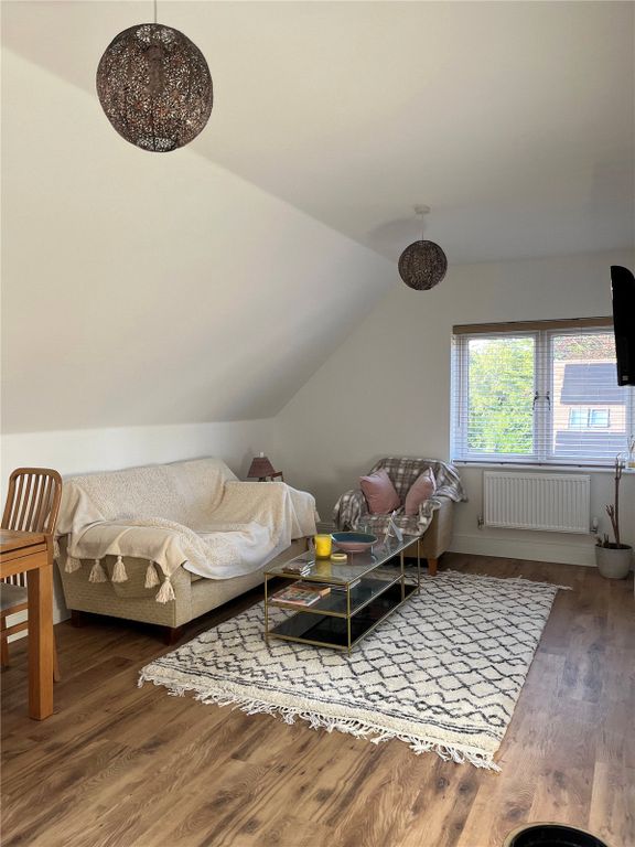 Property photo 2 of 12 Picture No. 05