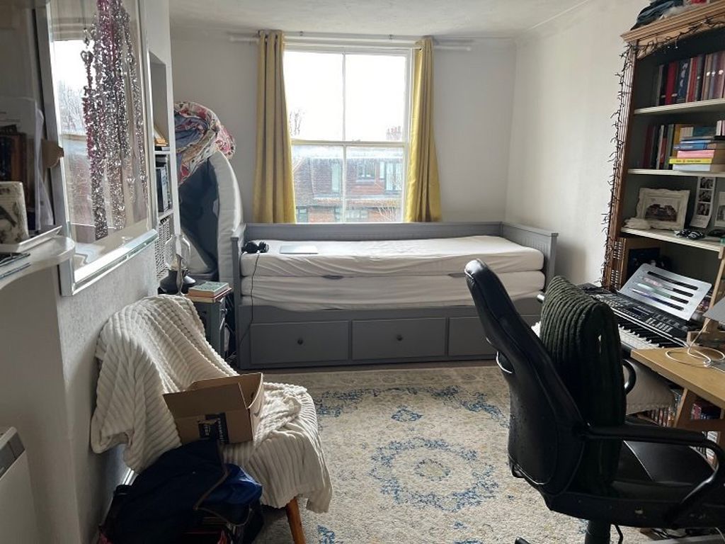 Property photo 2 of 5