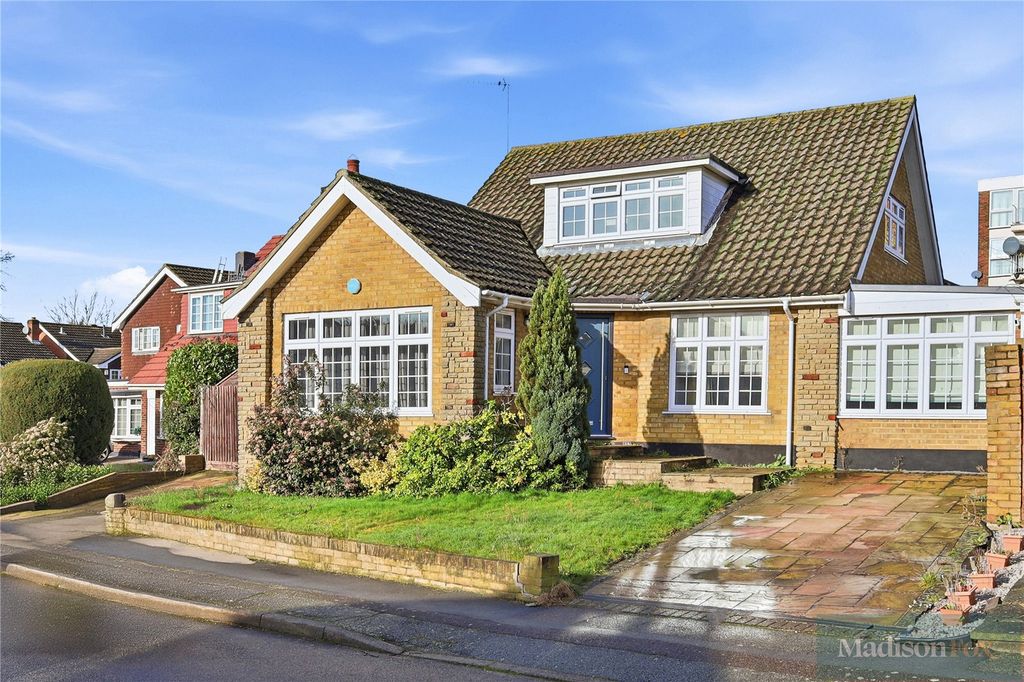 Property photo 1 of 35 Picture No. 05