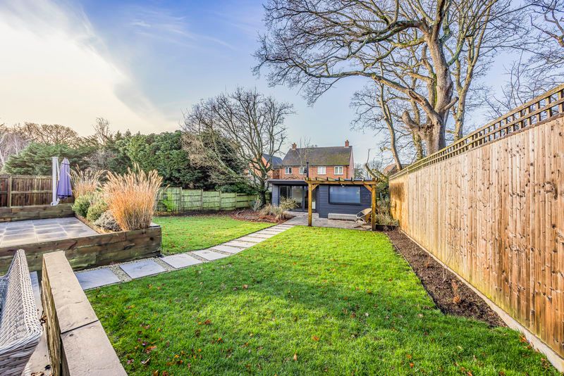 Property photo 2 of 29 Photo 42