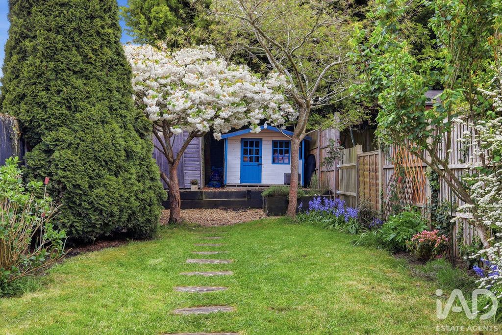 Property photo 2 of 19