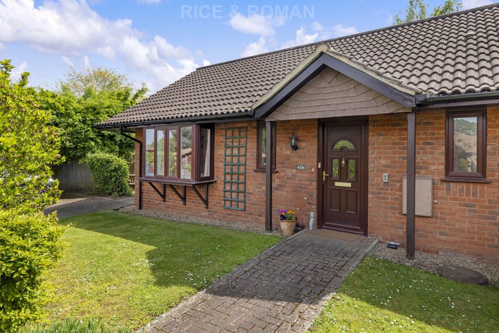 Property photo 2 of 15