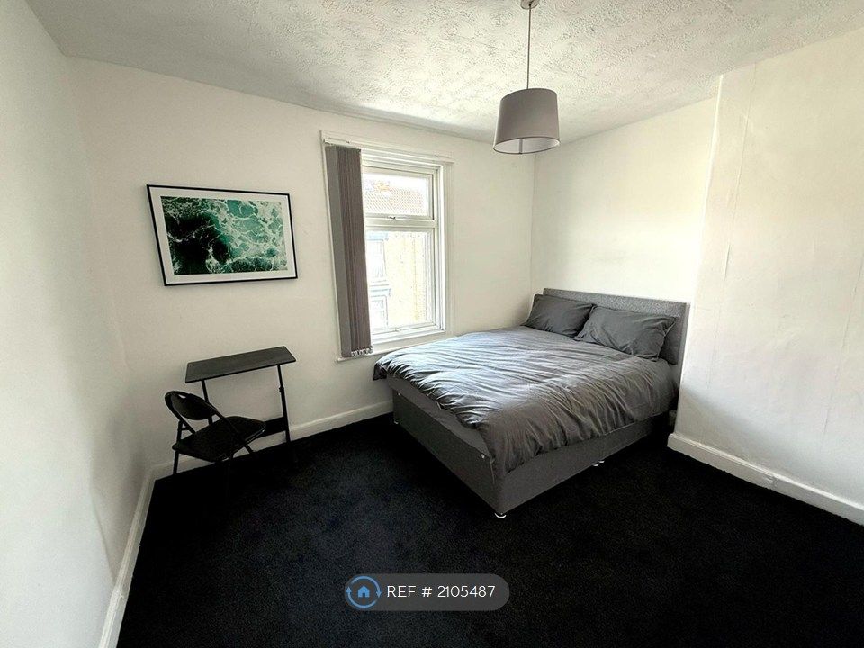 Property photo 2 of 4