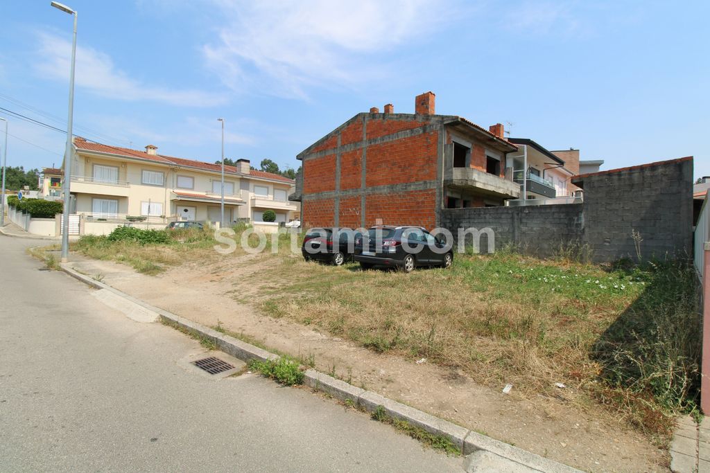 Property photo 1 of 3
