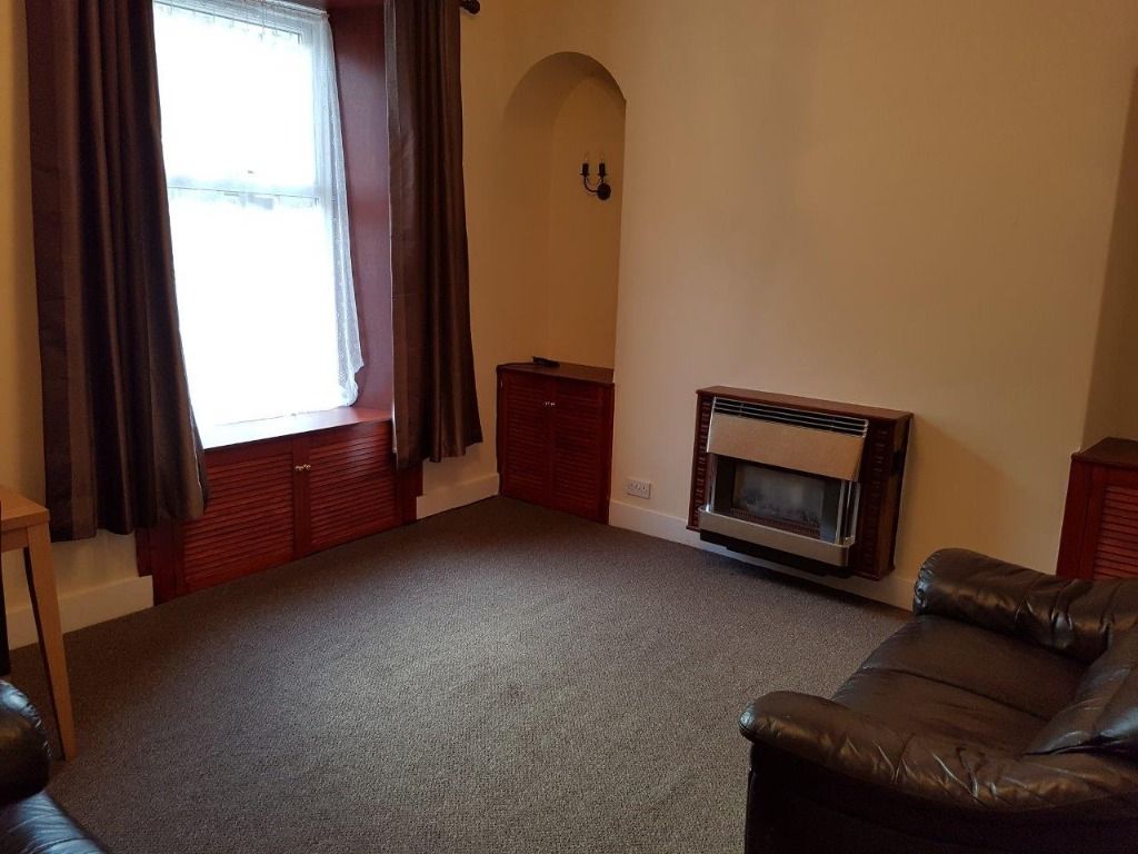 Property photo 2 of 6