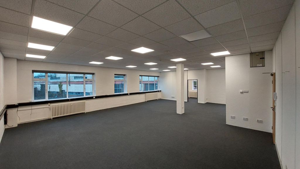 Property photo 3 of 5 Gallery