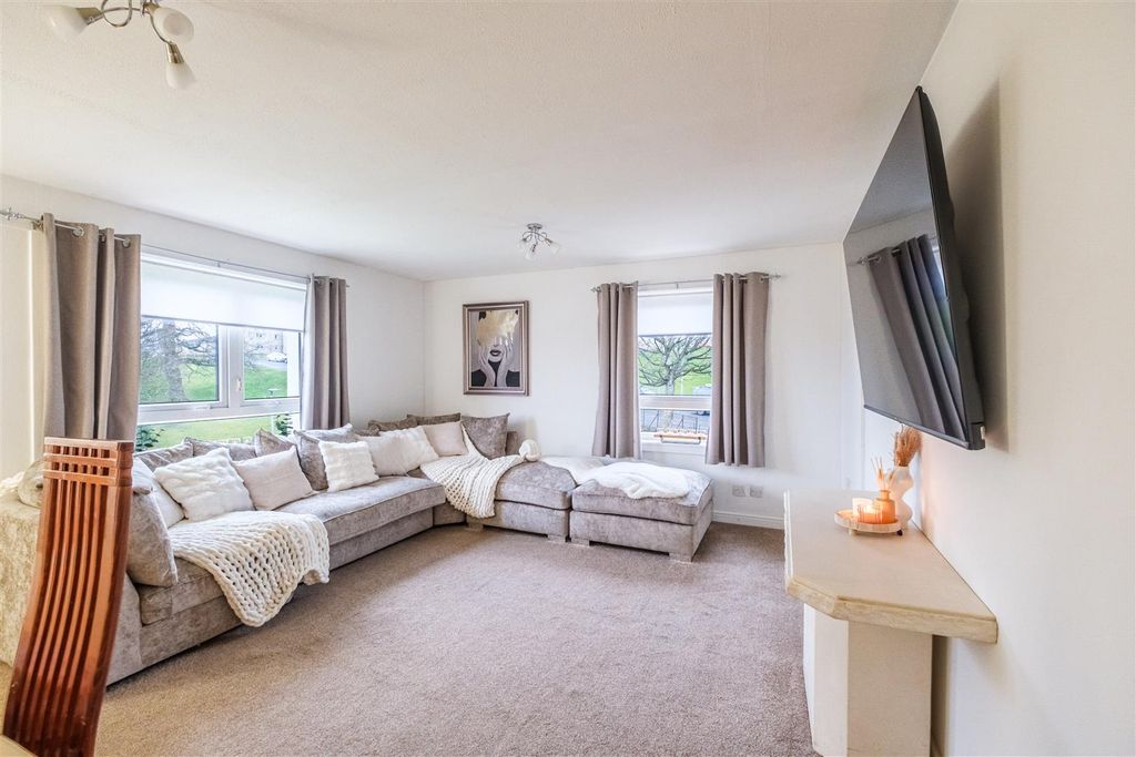 Property photo 3 of 17 Glenafton View-6.Jpg