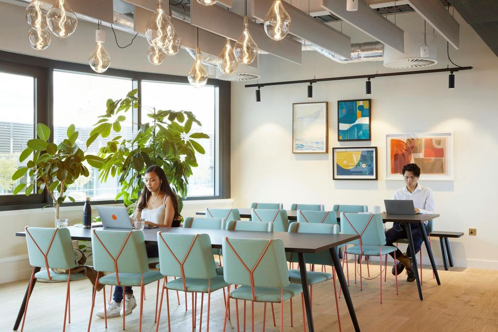 Property photo 2 of 6 2. Coworking.Jpg