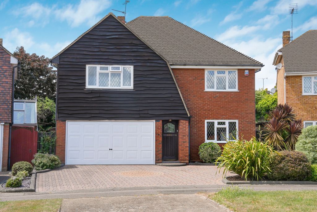 Property photo 1 of 34