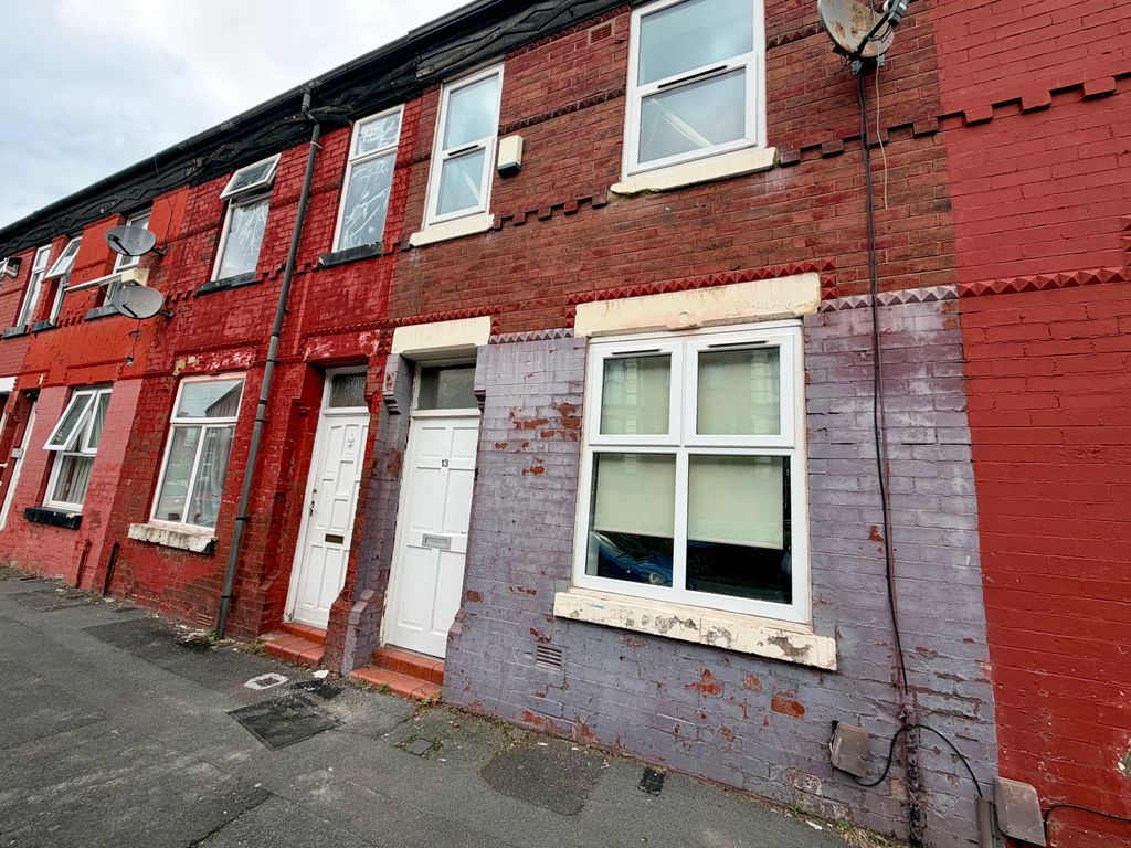 Property photo 1 of 11