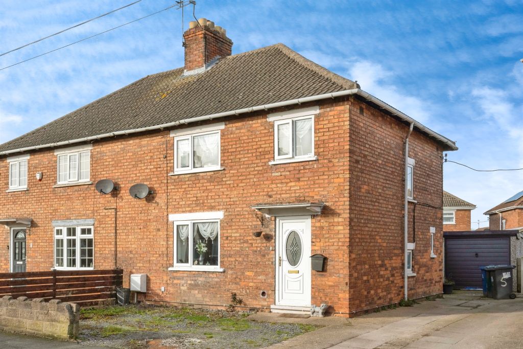 Property photo 1 of 16