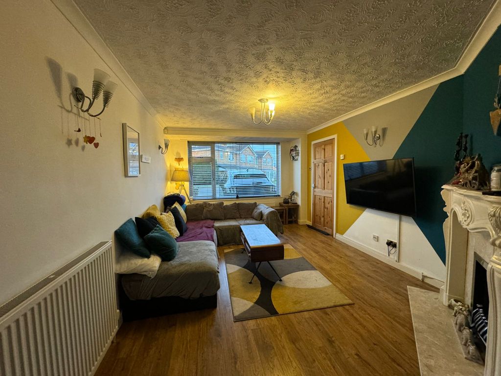 Property photo 2 of 14 Gallery