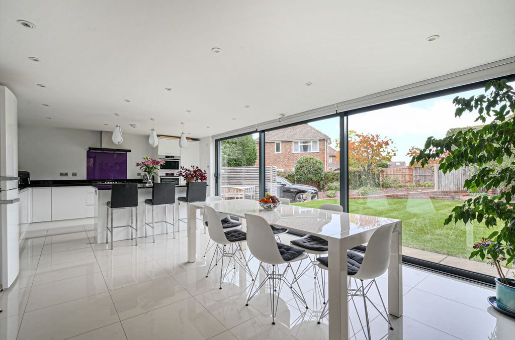 Property photo 2 of 23 1361654-48-68Ed2B...