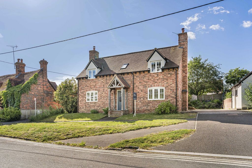 Property photo 1 of 38