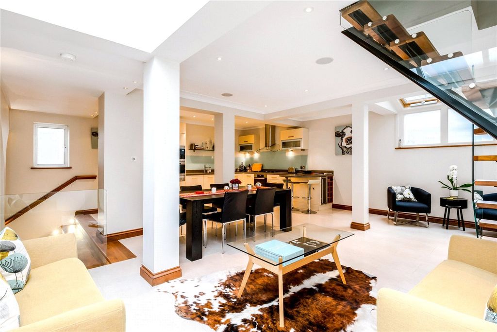 Property photo 1 of 7 Reception Room