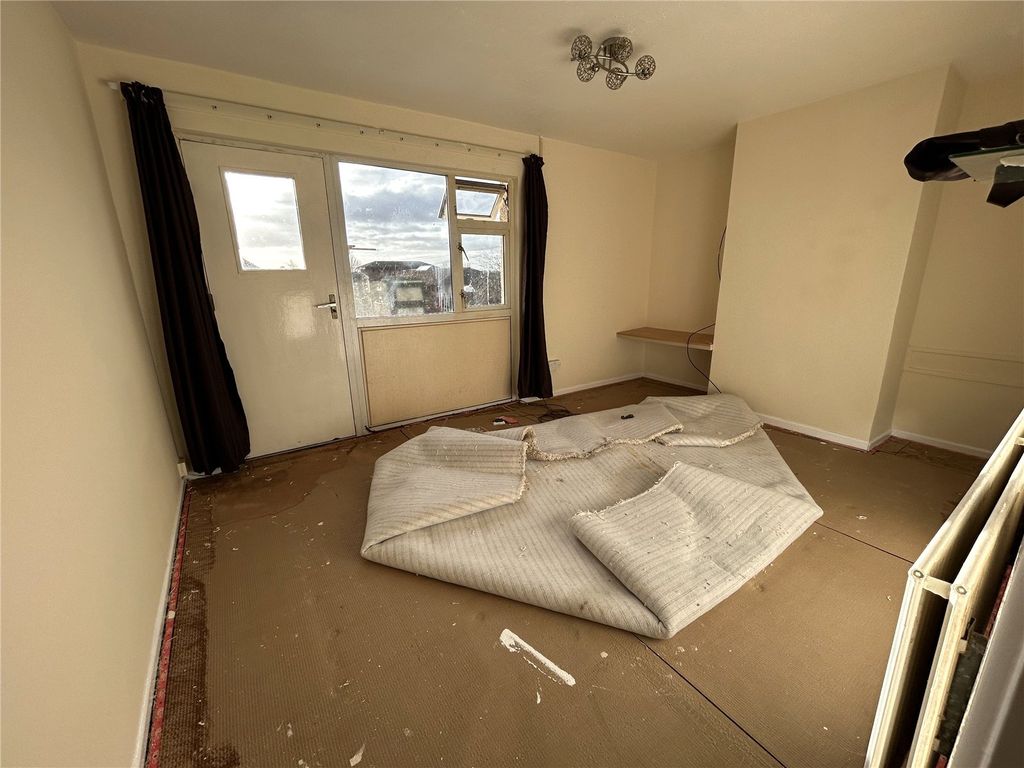 Property photo 2 of 6 Picture No. 03