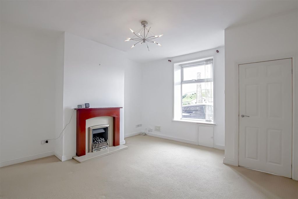 Property photo 2 of 19 2.Jpg