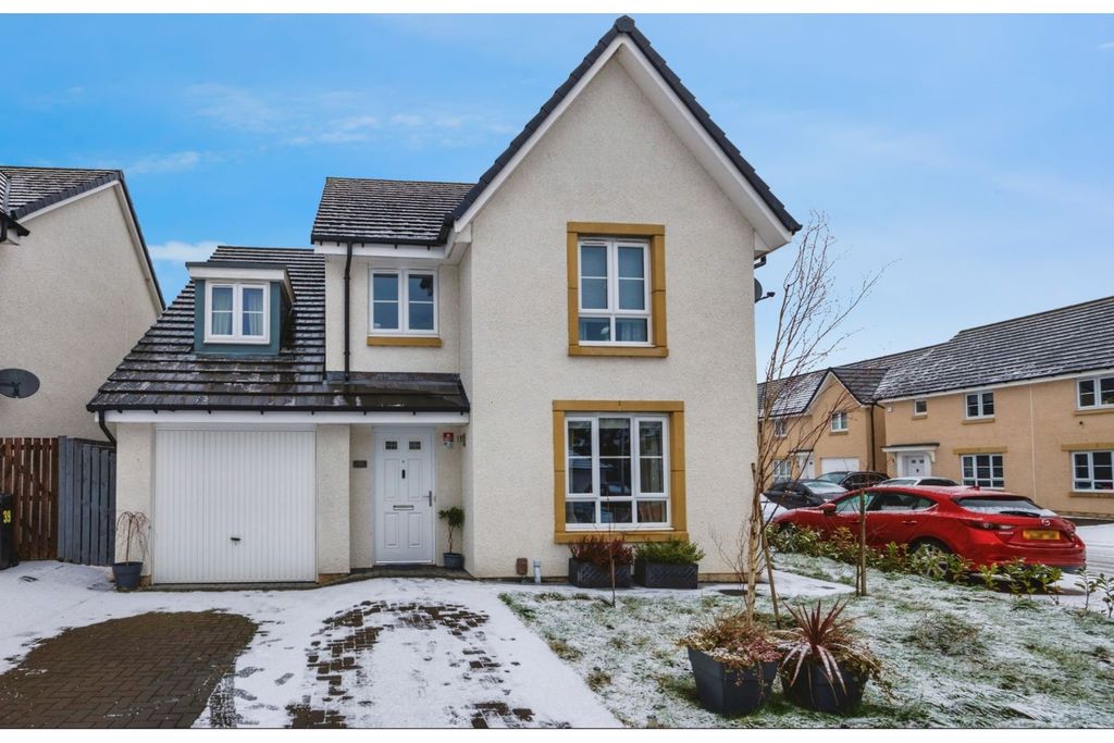 Property photo 1 of 20 Front View