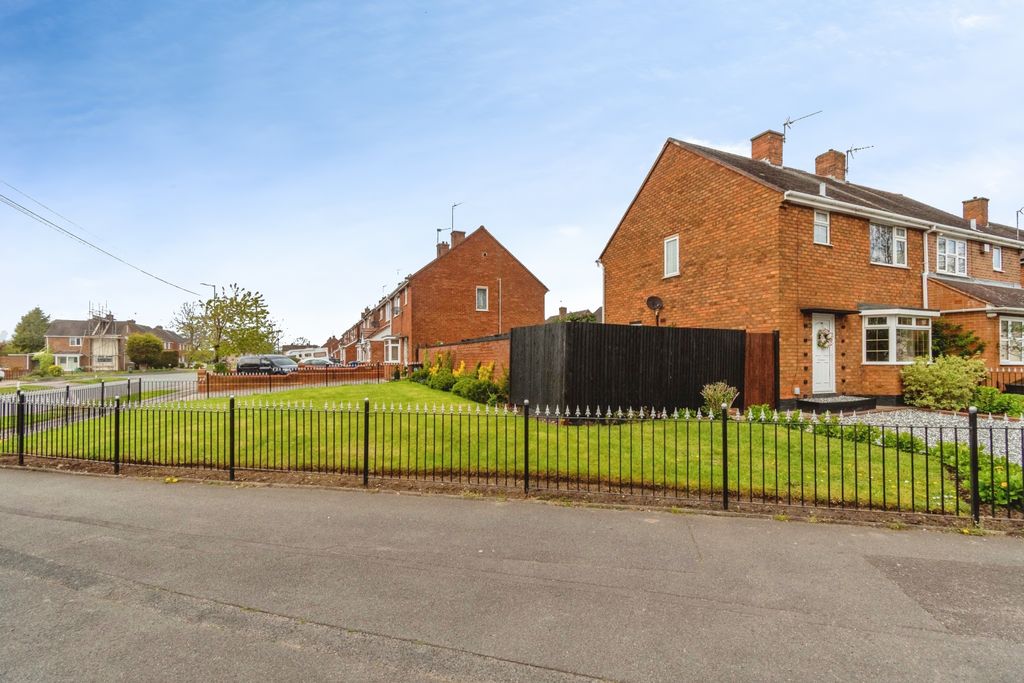 Property photo 2 of 15