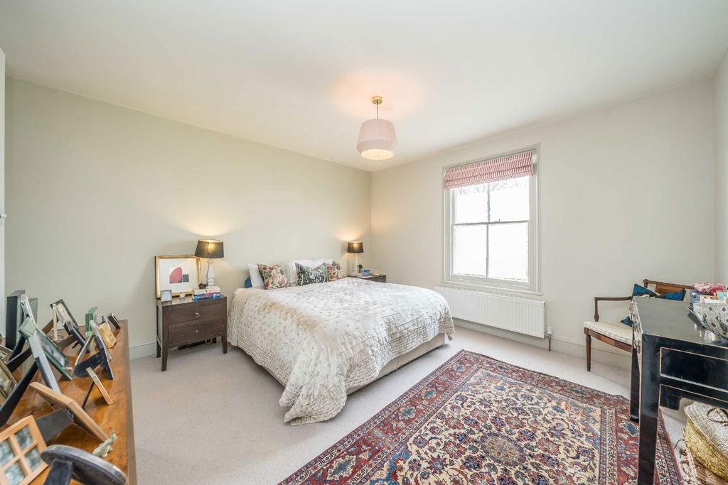 Additional image 6 of 7 bed detached house for saleSt. James's Road, Hampton Hill TW12
