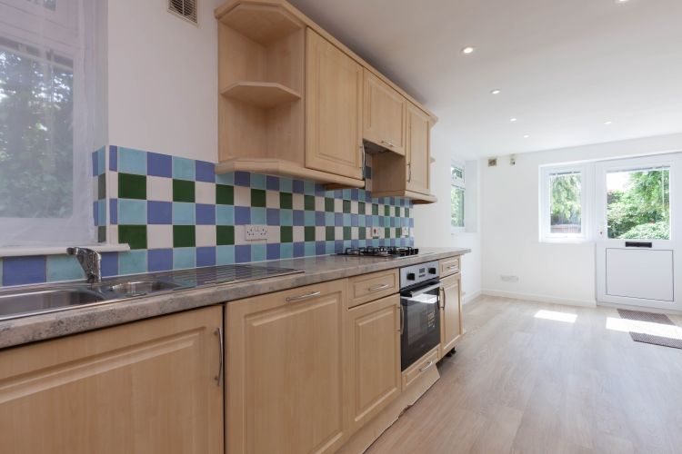 Property photo 3 of 9 285803