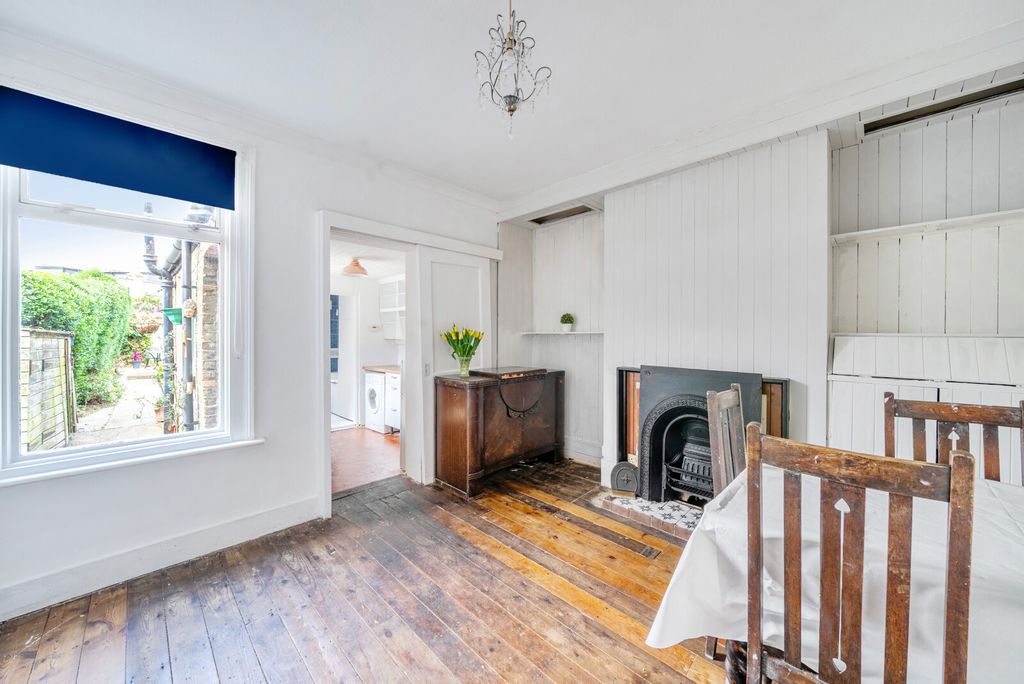 Property photo 3 of 15 Dining Room