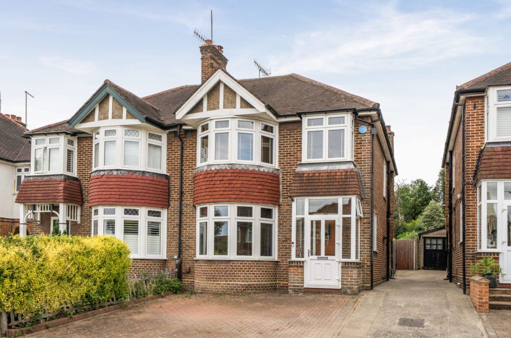 Property photo 1 of 18