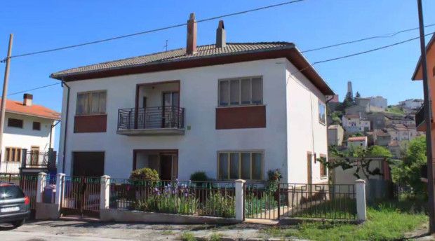 Property photo 1 of 20