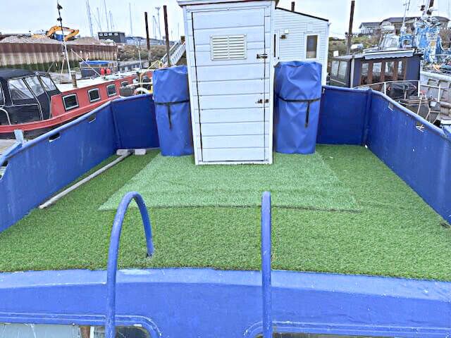 Property photo 2 of 13