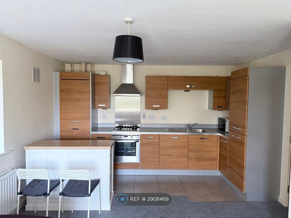 Property photo 1 of 10 Kitchen