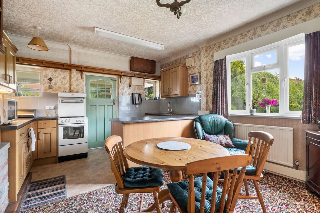 Property photo 2 of 14