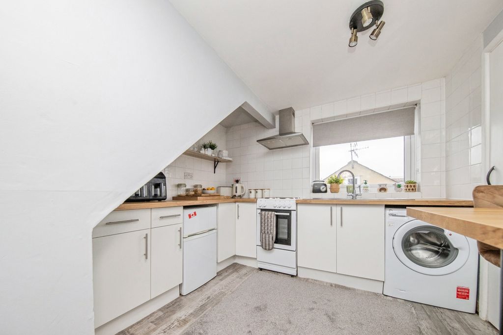 Property photo 2 of 15 Pbox-Img.Jpg