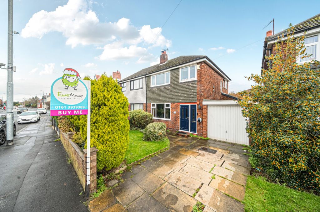 Property photo 1 of 13 External Shot - Ewemove Sale