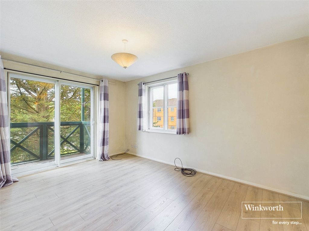 Property photo 2 of 8 Picture No. 05