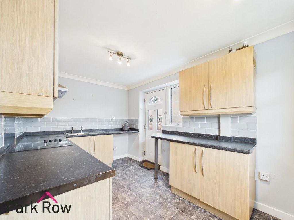 Property photo 2 of 13 Kitchen