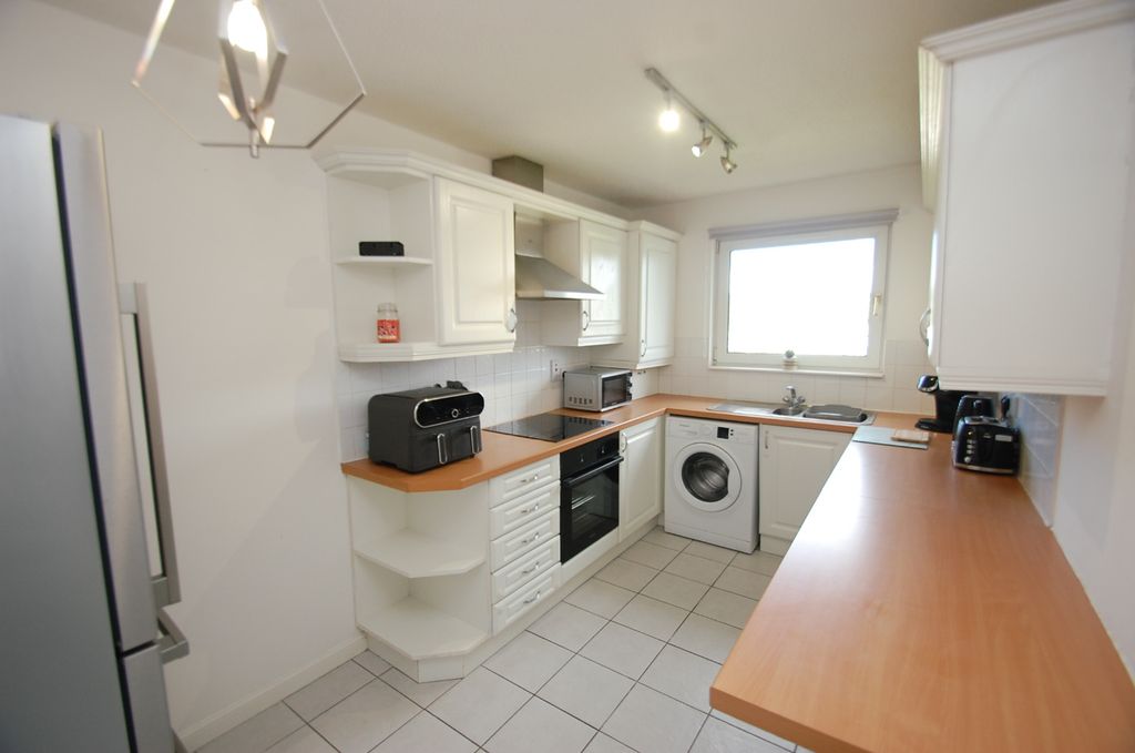 Property photo 3 of 19 4514522