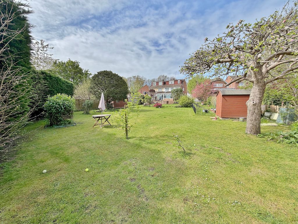 Property photo 2 of 24