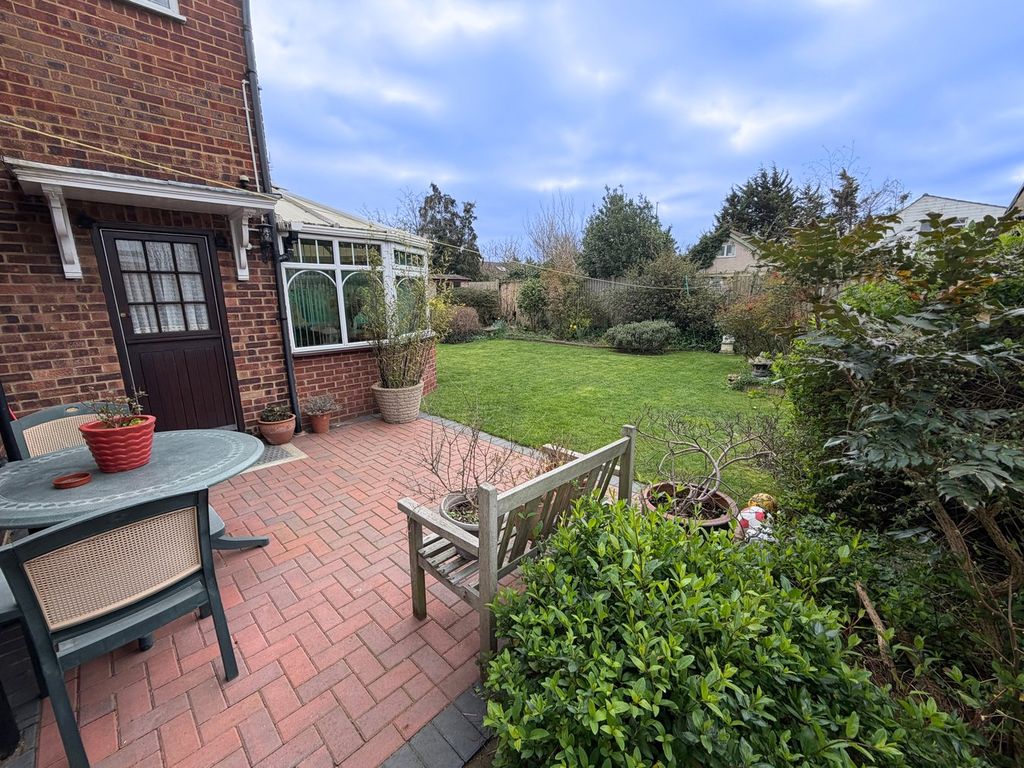 Property photo 3 of 20