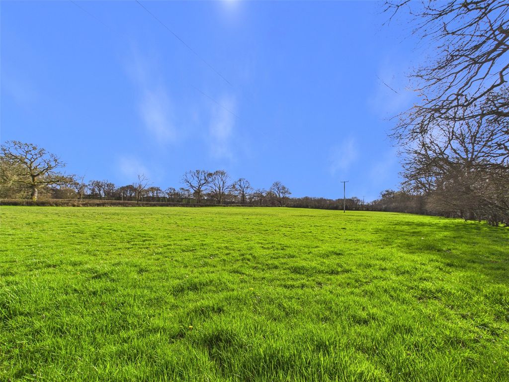 Property photo 3 of 39 Picture No. 38