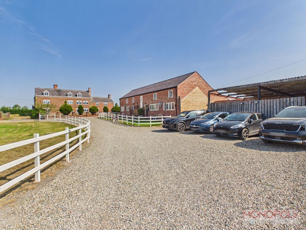 Property photo 1 of 54