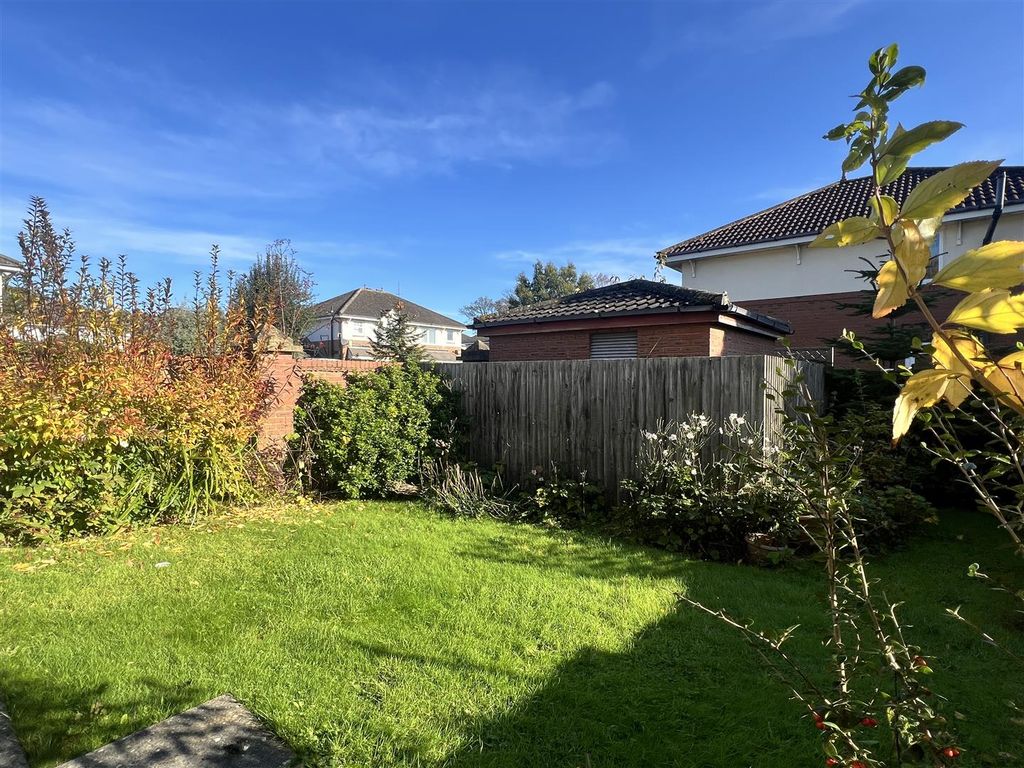 Property photo 3 of 10
