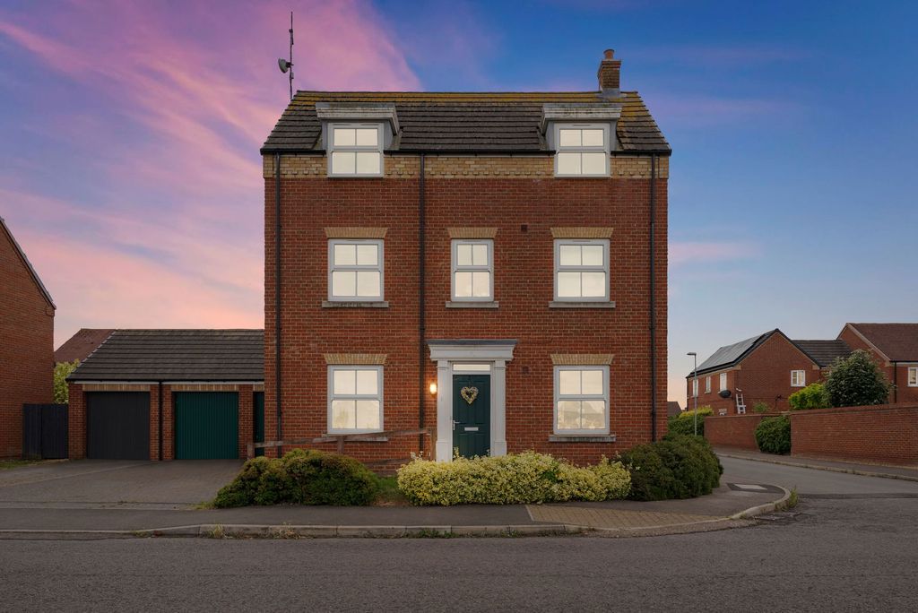 Property photo 1 of 18