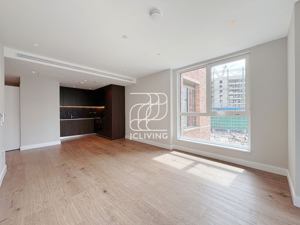Property photo 1 of 10 9 Gasholder Place Se11