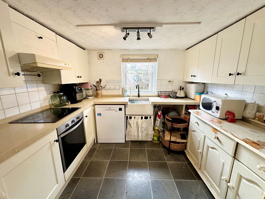 Property photo 2 of 14