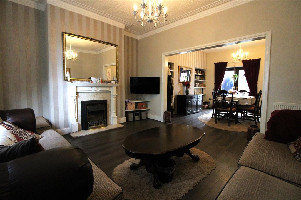 Property photo 2 of 11 B.Lo.Jpg