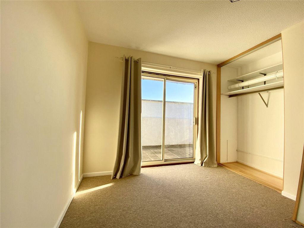 Property photo 3 of 21 Picture No. 42