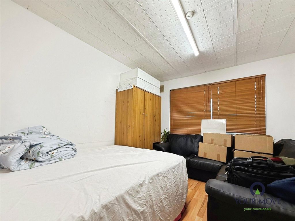 Property photo 2 of 5 Picture No. 04