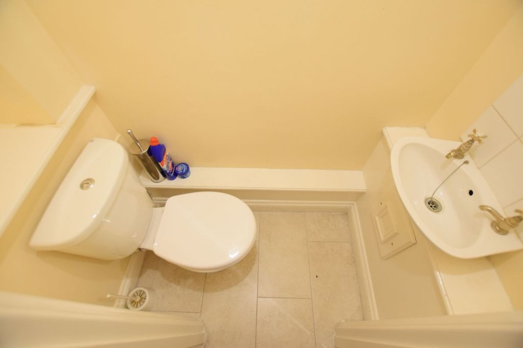 Property photo 3 of 20