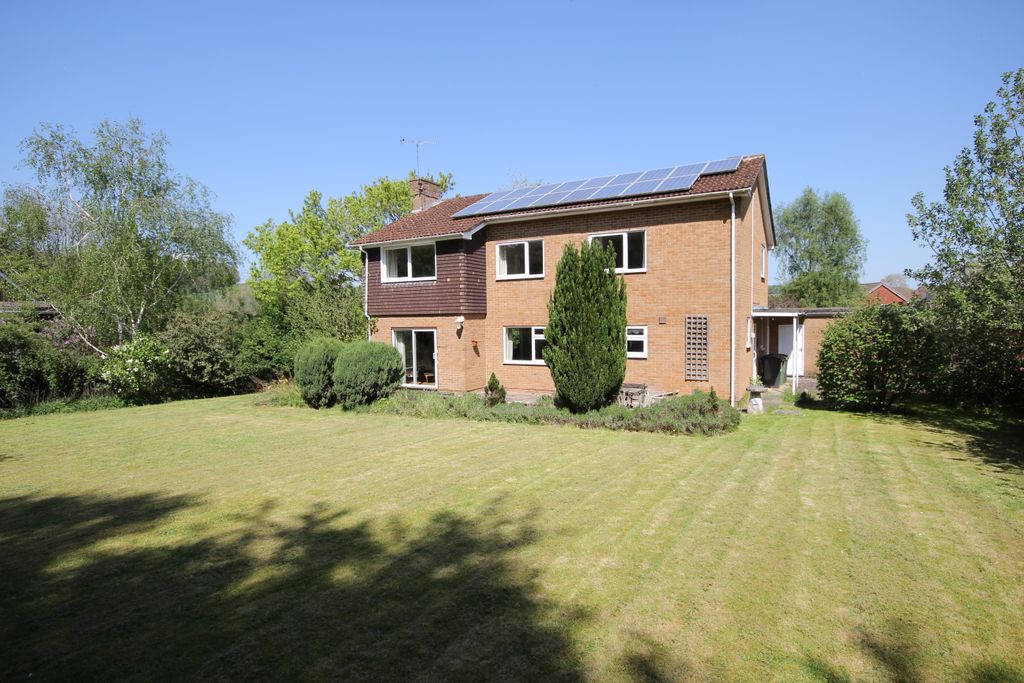 Property photo 1 of 17