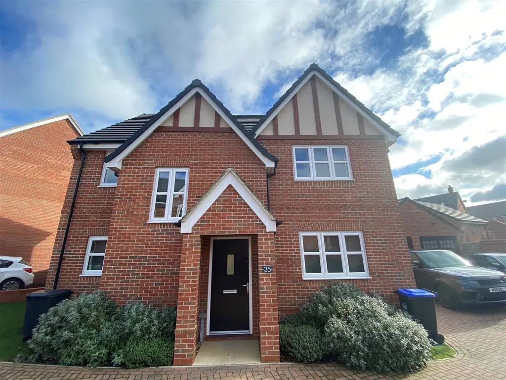 Glebe Road, Boughton, Northampton NN2 – pohled 3